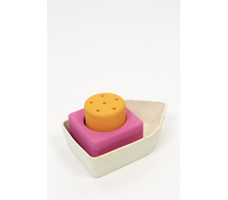 Upcycled rubber bath toy - boat orange - Oli & Carol